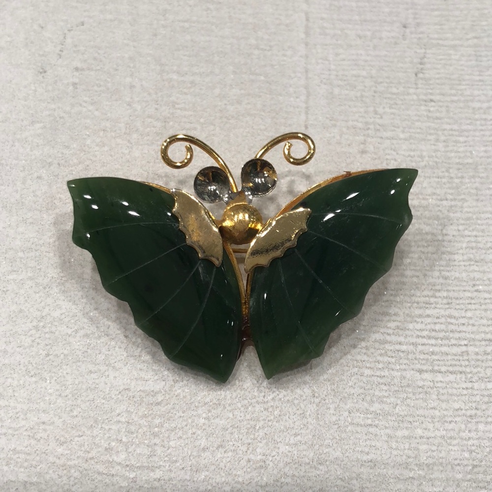 🌿Vintage Jade green and gold butterfly pin brooch